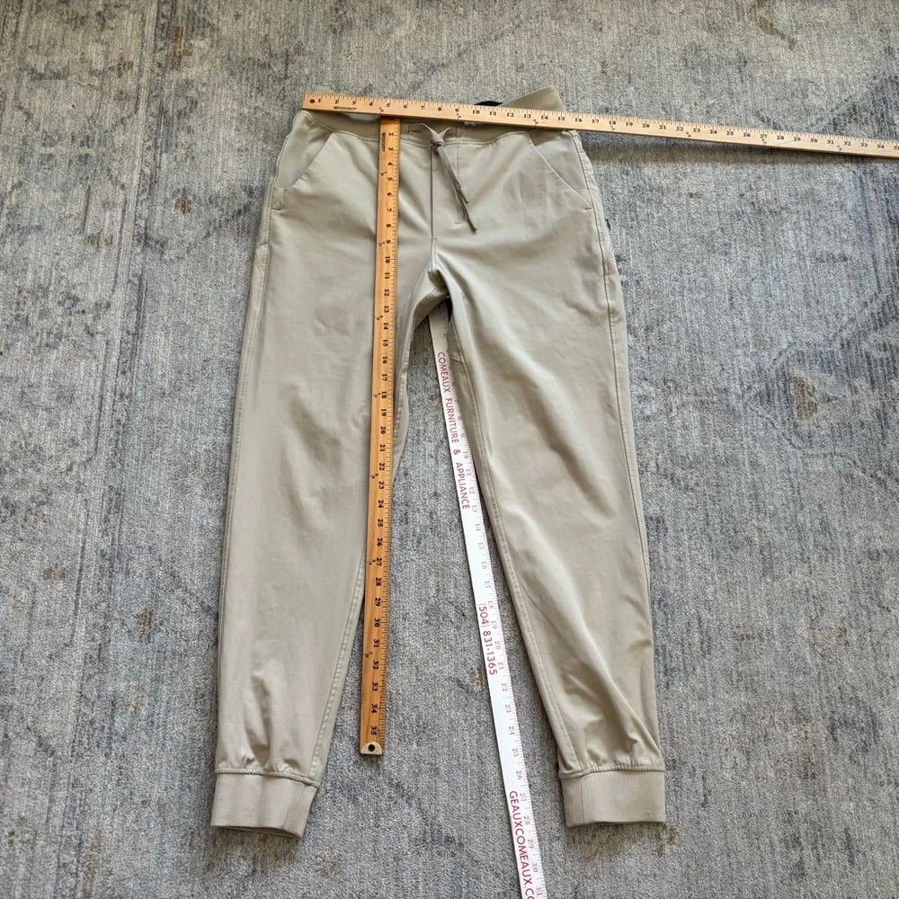 BIRDDOGS Men's Khaki Jogger Pants Size Large Trendy Stylish Effortless Casual - Picture 3 of 5